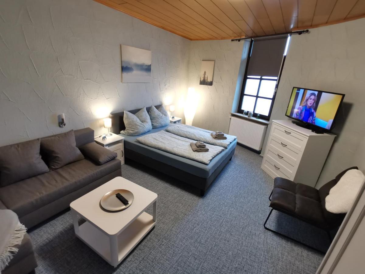 Pension Landgasthof - Iva ฮาสล็อค ภายนอก รูปภาพ